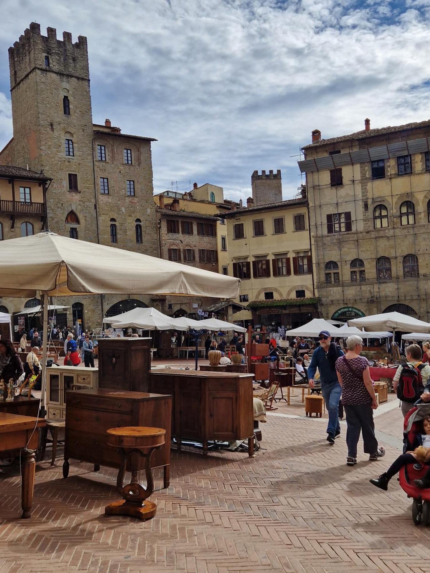Miva Di Piu Casa Vacanza Arezzo Eksteriør bilde
